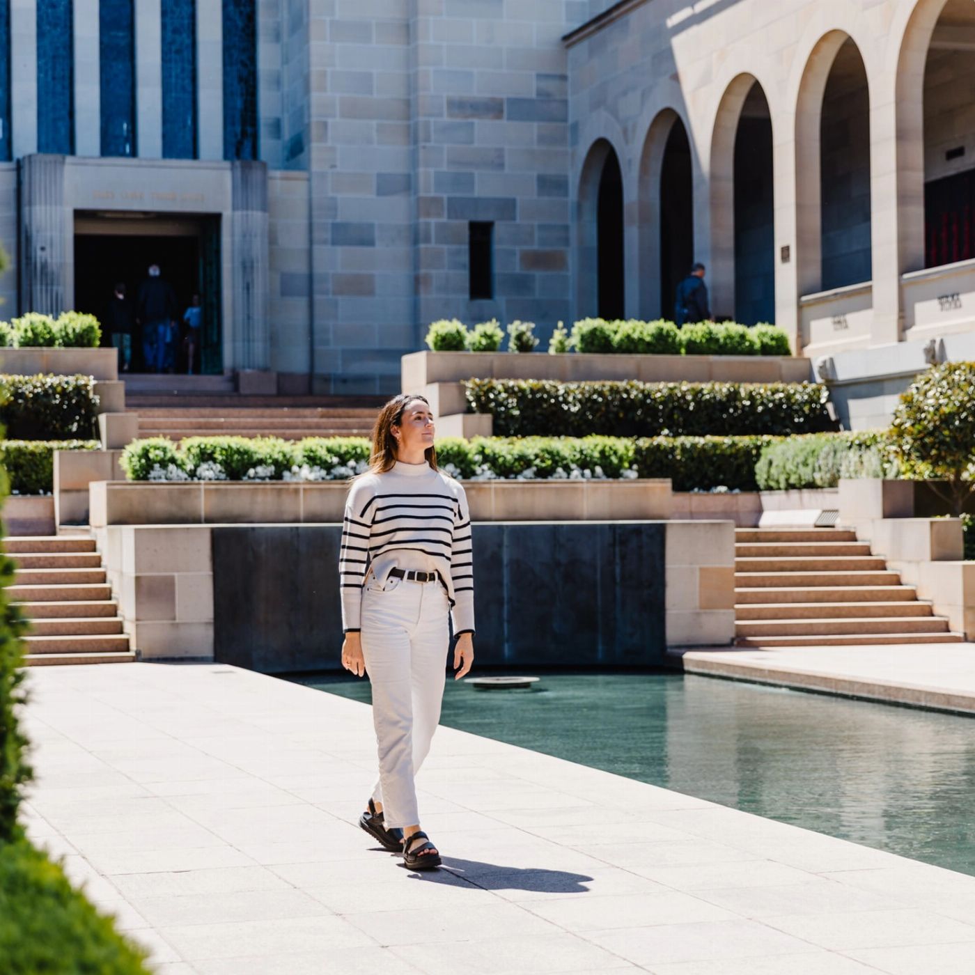 Colourful Collective Travel Canberra Day Trip (SAVER fare - non refundable)