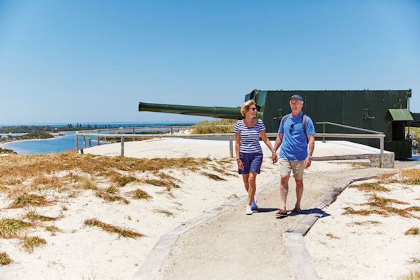 Australian Pinnacle Tours Rottnest Island Oliver Hill Train & Tunnel Tour