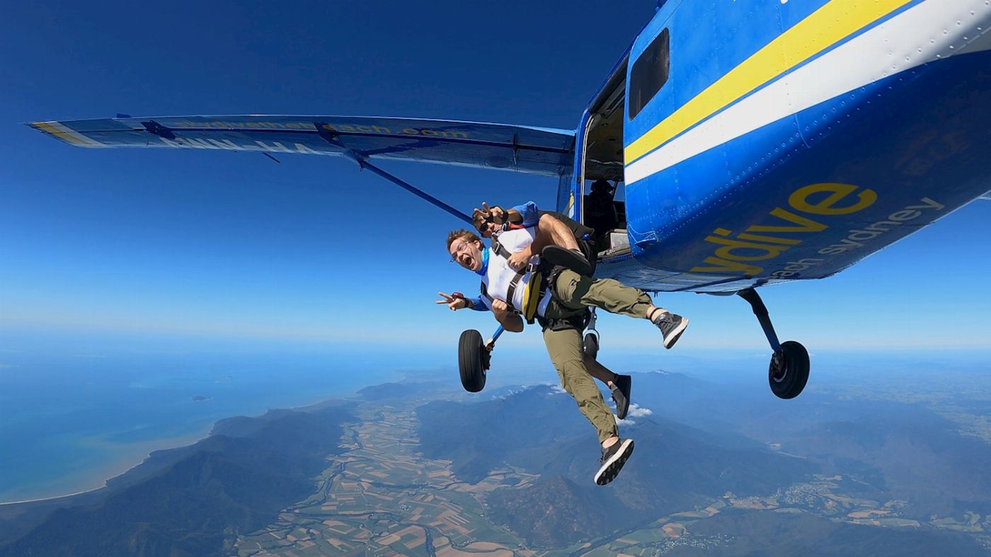 Skydive Australia Cairns Tandem 15,000ft Skydive (With Transfer)