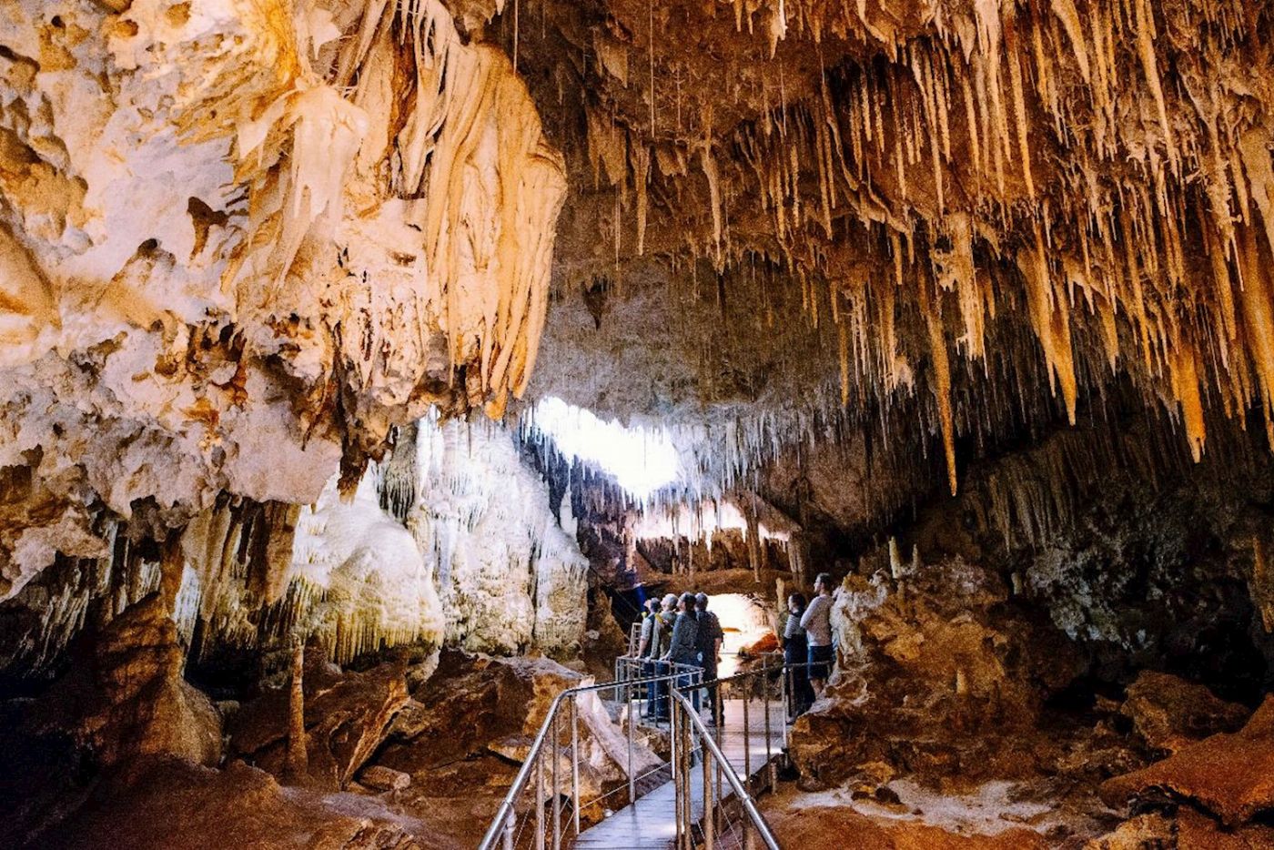 Capes Foundation Jewel Cave Fully Guided Tour