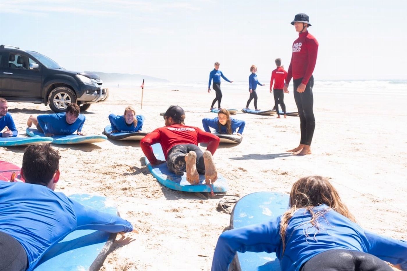Mojo Surf Australia Byron Bay x 1/2 day Surf Lesson 1:30 PM (From October to April)