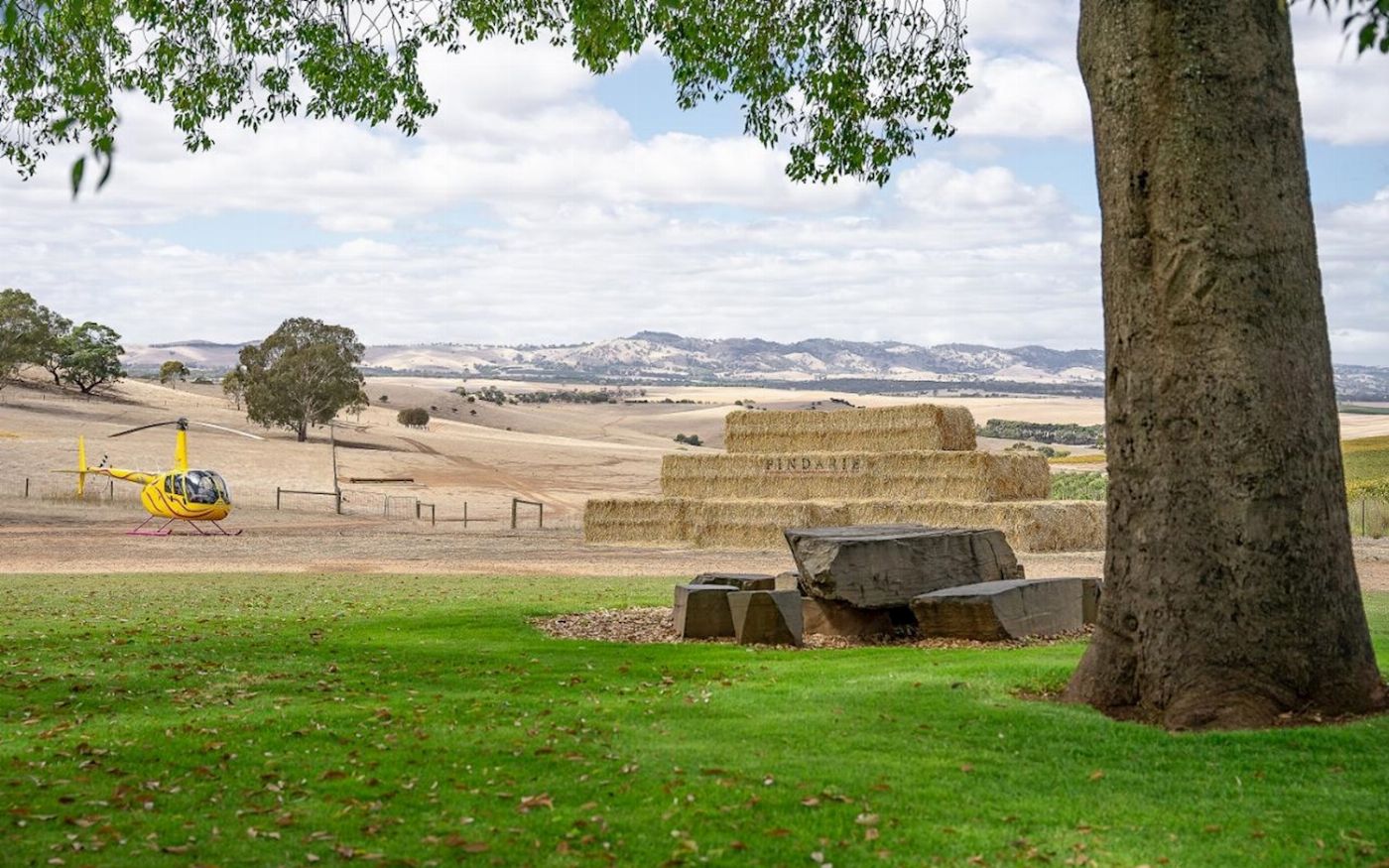 Barossa Helicopters Stunning Wines and Romantic Views at Pindarie Wines