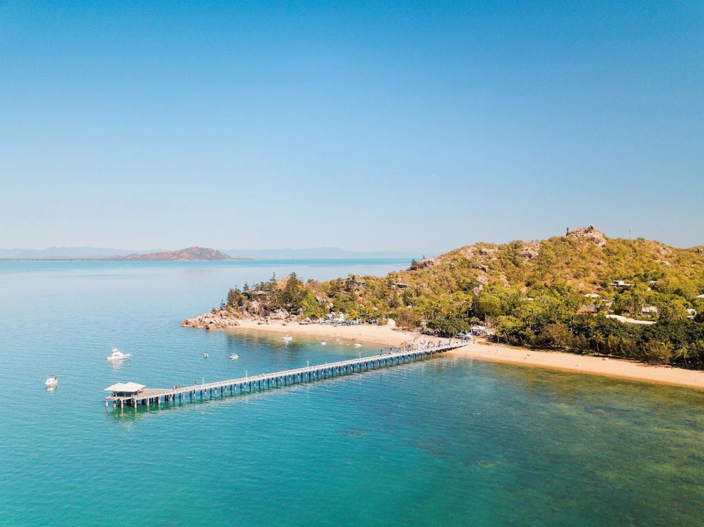 Sealink Magnetic Island Townsville <> Magnetic Island Return Ferry