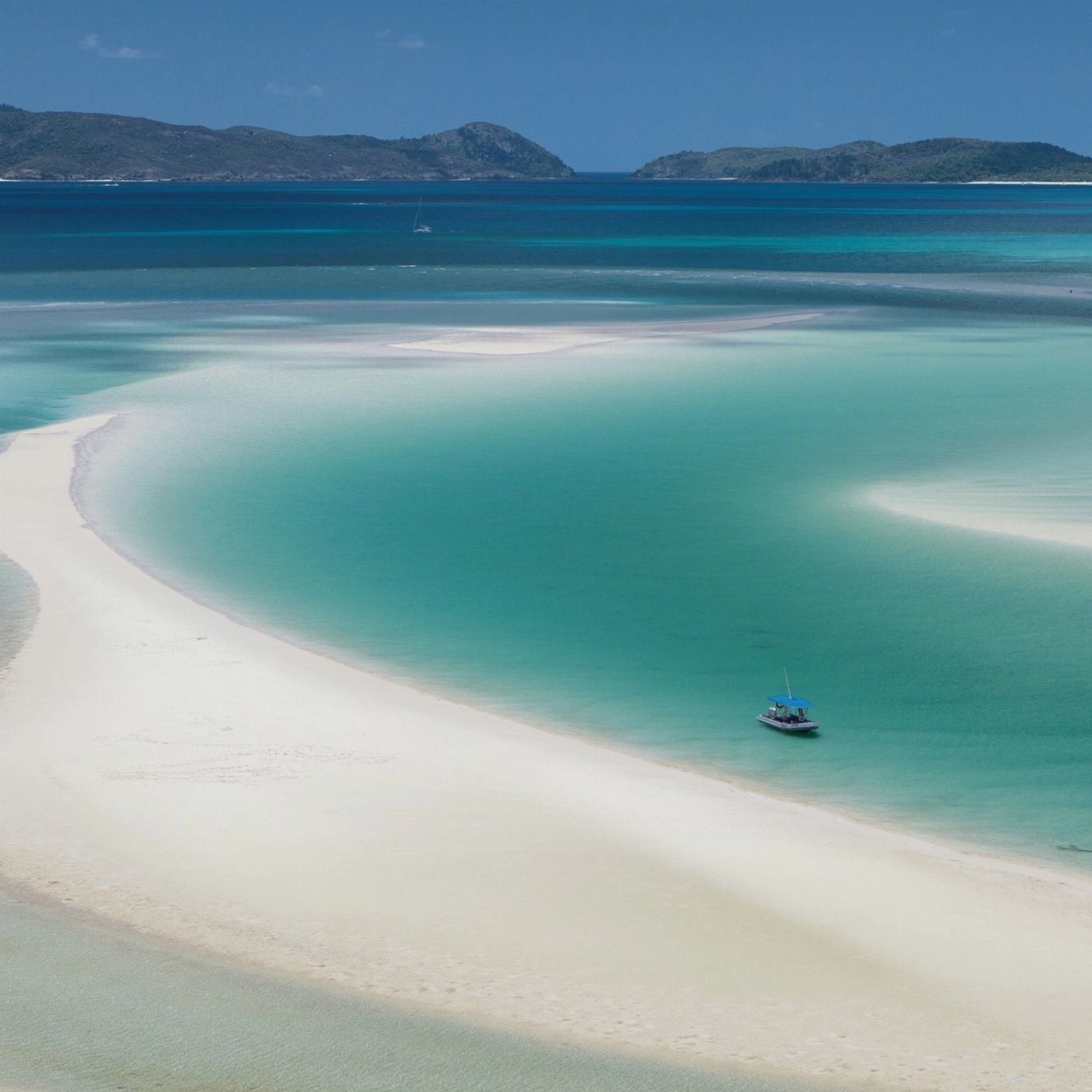 Iconic Whitsunday Adventures Viper | Outer Barrier Reef, Hill Inlet Lookout & Whitehaven Beach