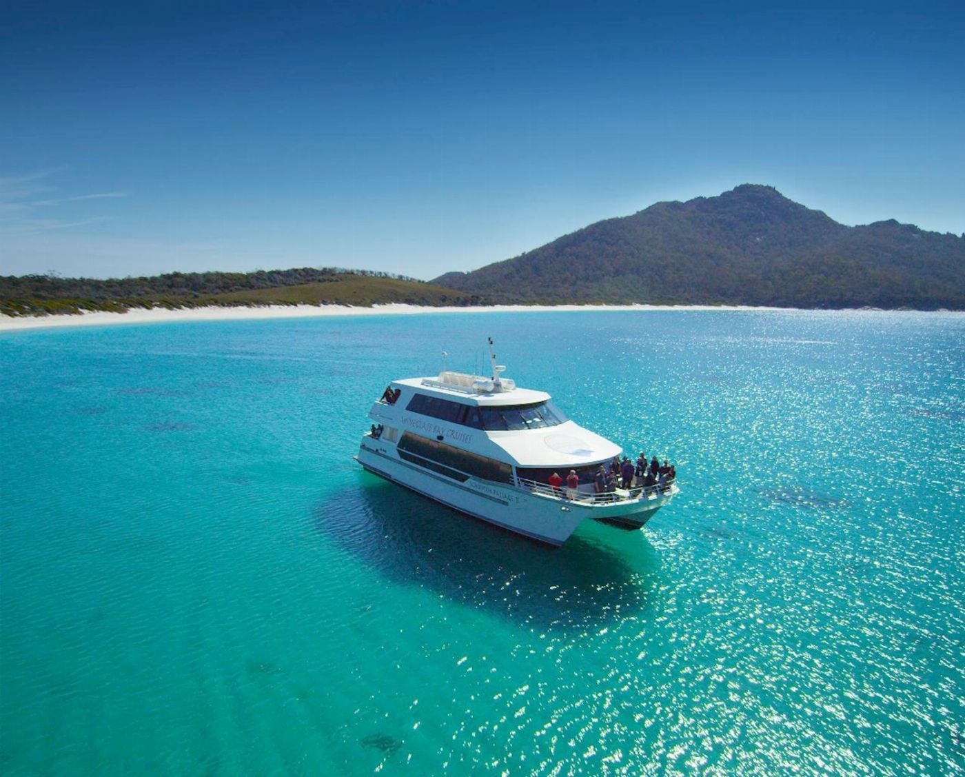 Pennicott Wilderness Journeys Wineglass Bay Cruise with Ploughmans Lunch