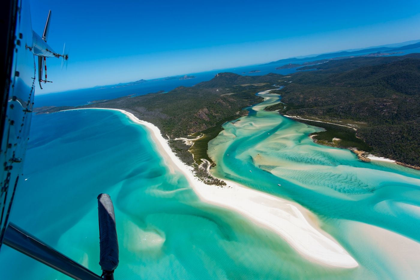 HeliReef Whitsunday 60 Min Heart Reef & Whitehaven