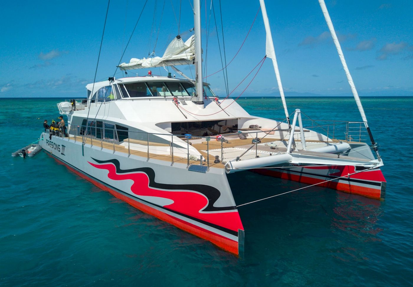 Passions of Paradise Full Day Outer Great Barrier Reef Tour + 1 Certified Dive