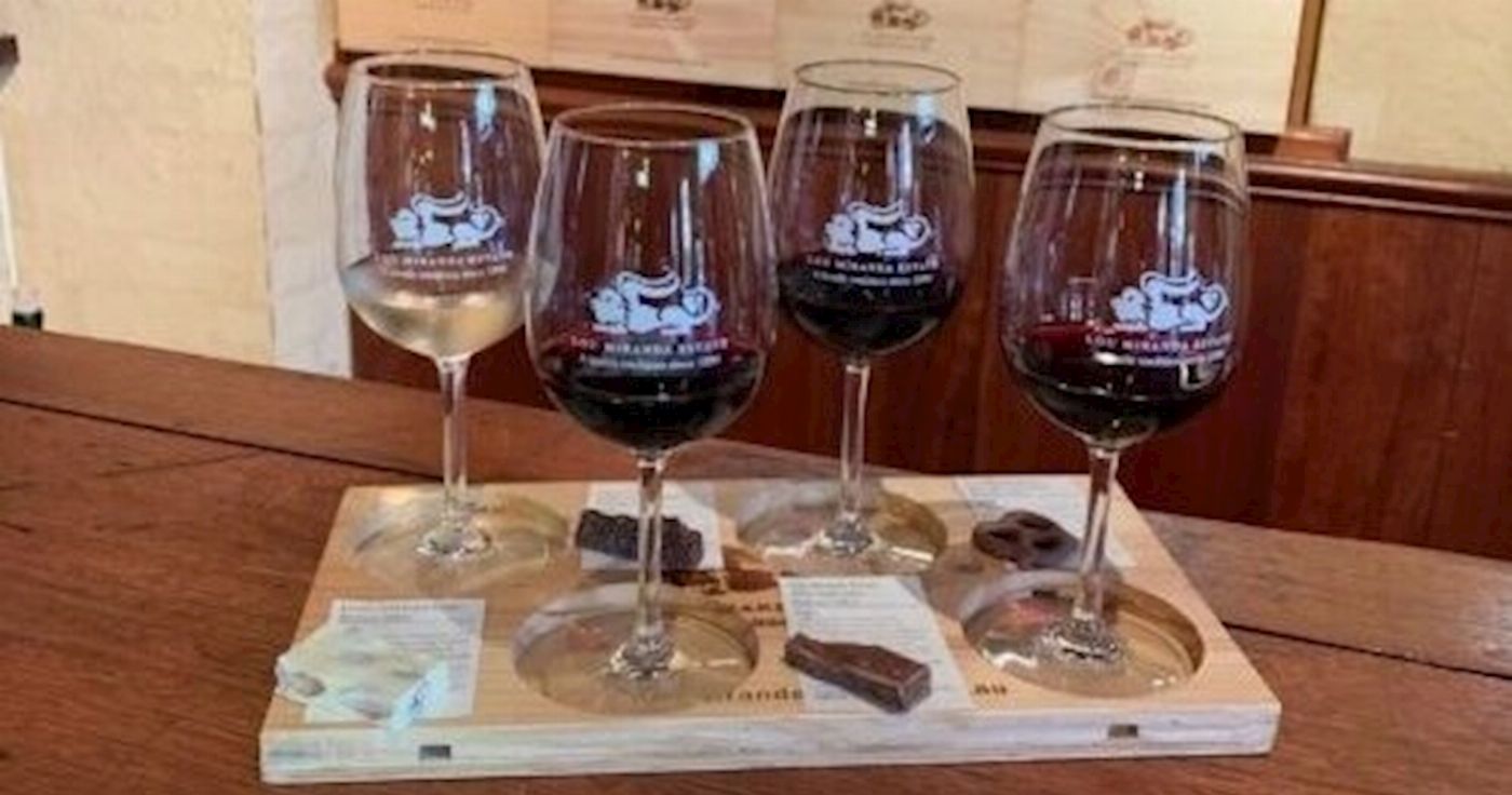 Hills Luxury Day Tours Barossa Valley Gourmet Food and Wine Tour