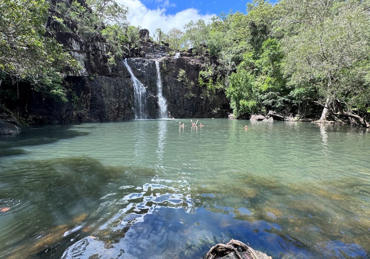 Airlie Adventure Tours Cedar Creek Express