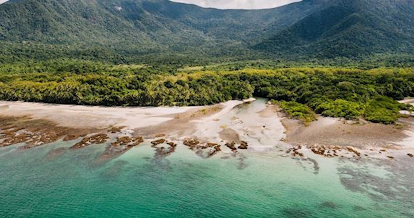 Daintree Experience Group of 4+ Rate - Beauty Valley Waterfall Walk, Magical Swim, Gourmet Lunch and Crocodile River Cruise