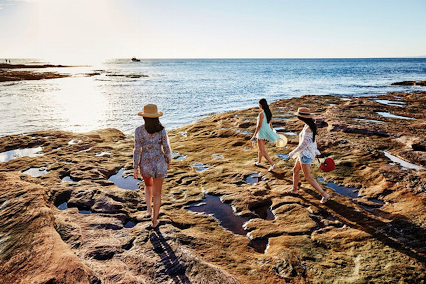 Autopia Tours 'Coastal Loop' Perth to Monkey Mia Return (Shared Accommodation)