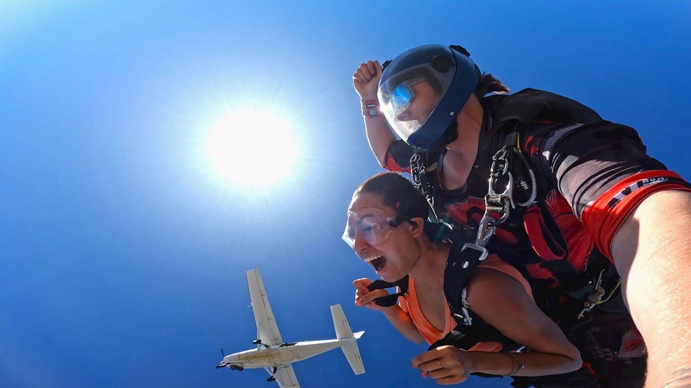 SKYONE Melbourne Skydive Great Ocean Road up to 15,000ft - Melbourne transfer