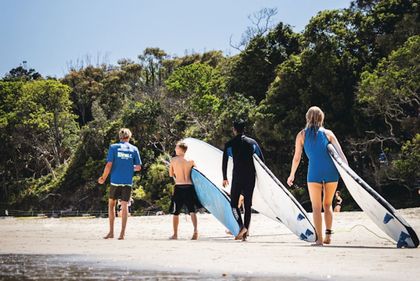 Australian Surf Bus Brisbane to Sydney Surf Adventure