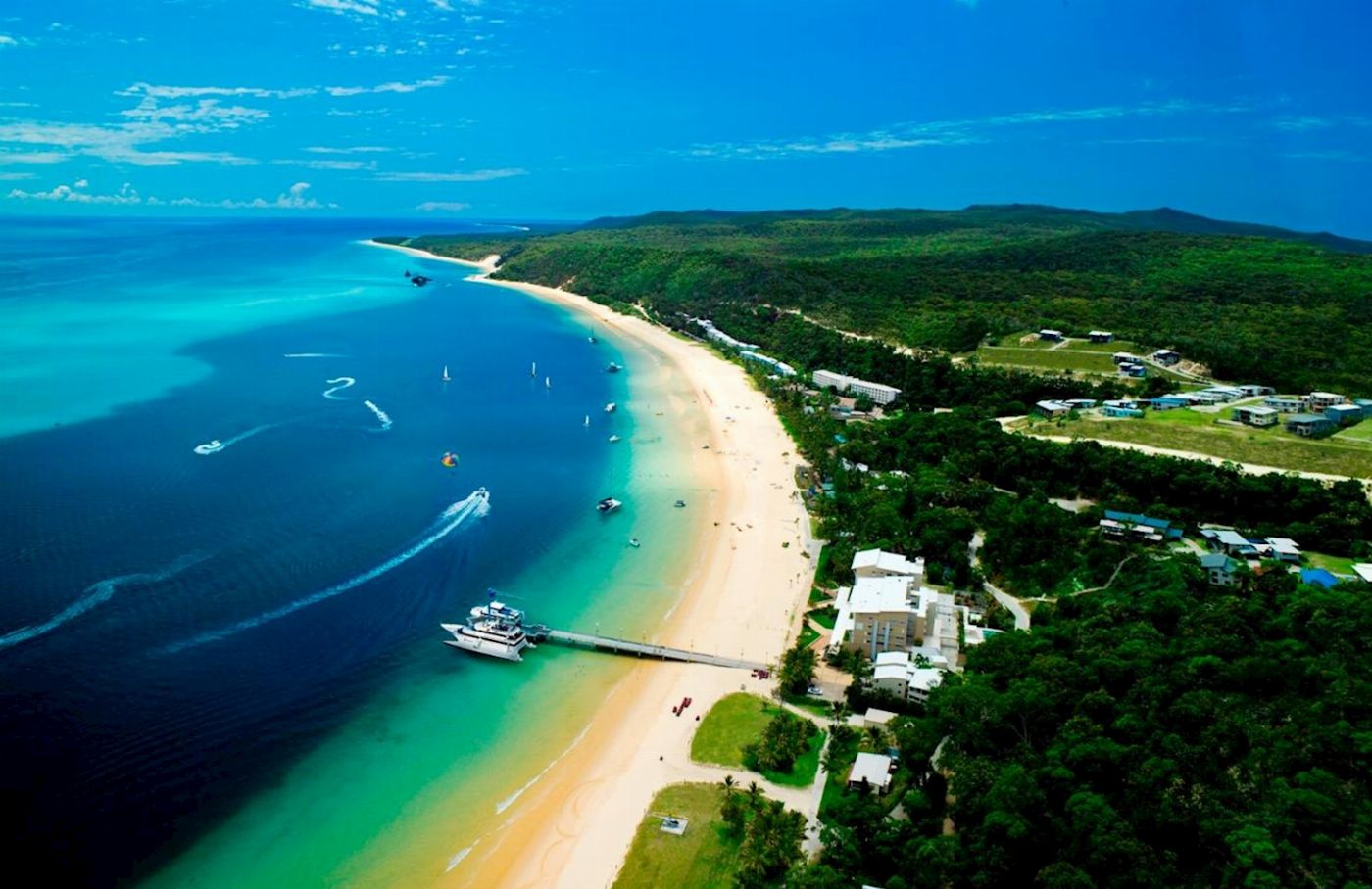 Tangalooma Island Resort - Snorkel The Wrecks Day Tour