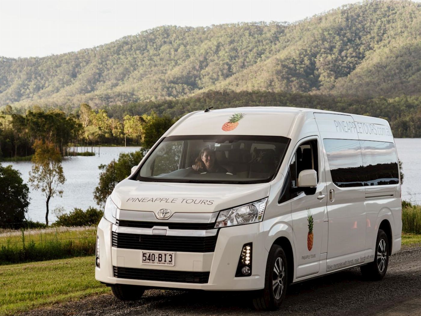 Pineapple Tours Wine Tasting Tour + Hop on Hop off Shuttle - Without lunch Included - From Brisbane