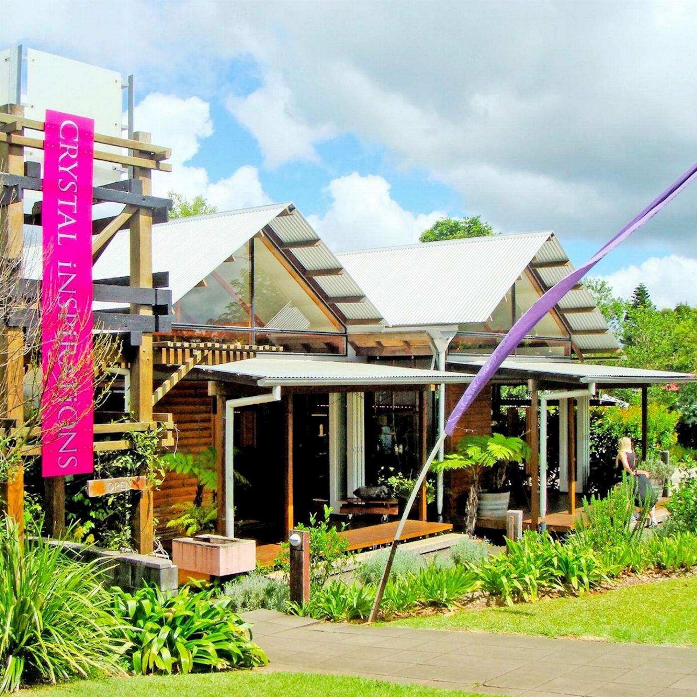 Pineapple Tours Wine Tasting Tour + Hop on Hop off Shuttle - Without lunch Included - From Brisbane