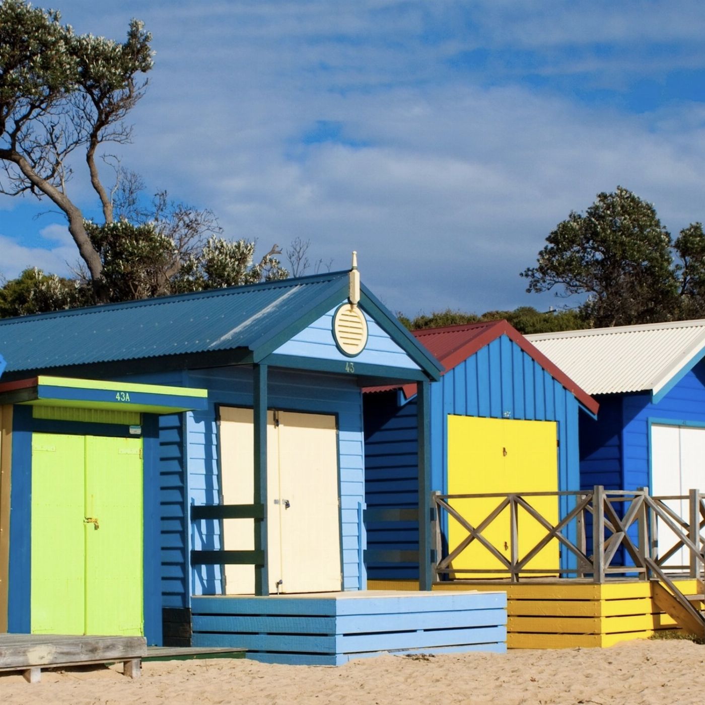 Wine Hop And Coastal Tours Phillip Island Wildlife And Brighton Beach Boxes Bus Tour