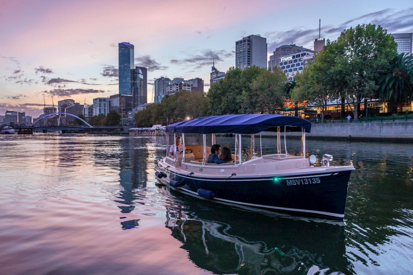 Melbourne Boat Hire Private Dinner Cruise for 2