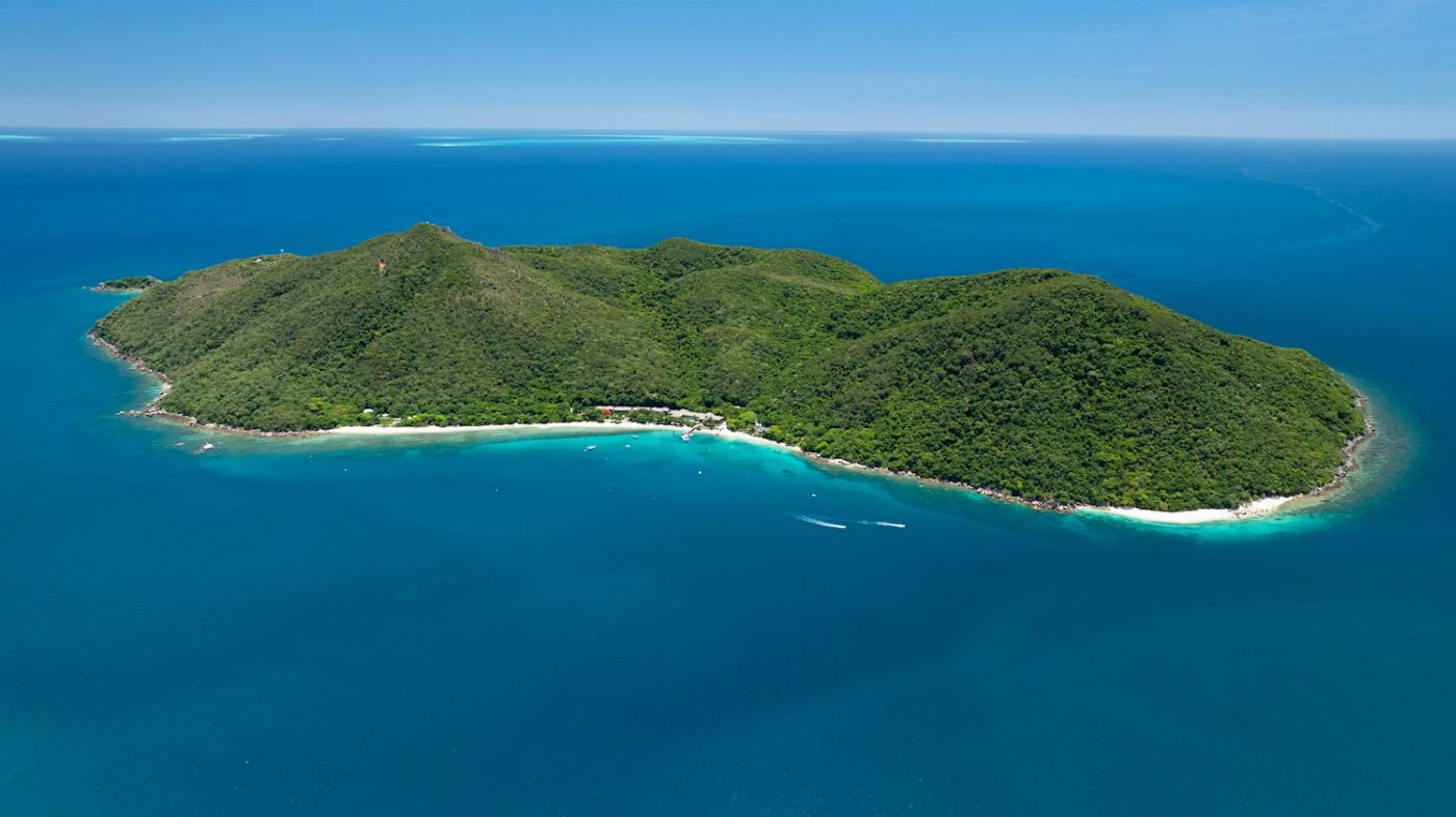 Sunlover Reef Cruises SPECIAL - Fitzroy "Best of Island" - Ferry + Lunch + Snorkel Gear + Glass Bottom Boat - Until 31 March 2027