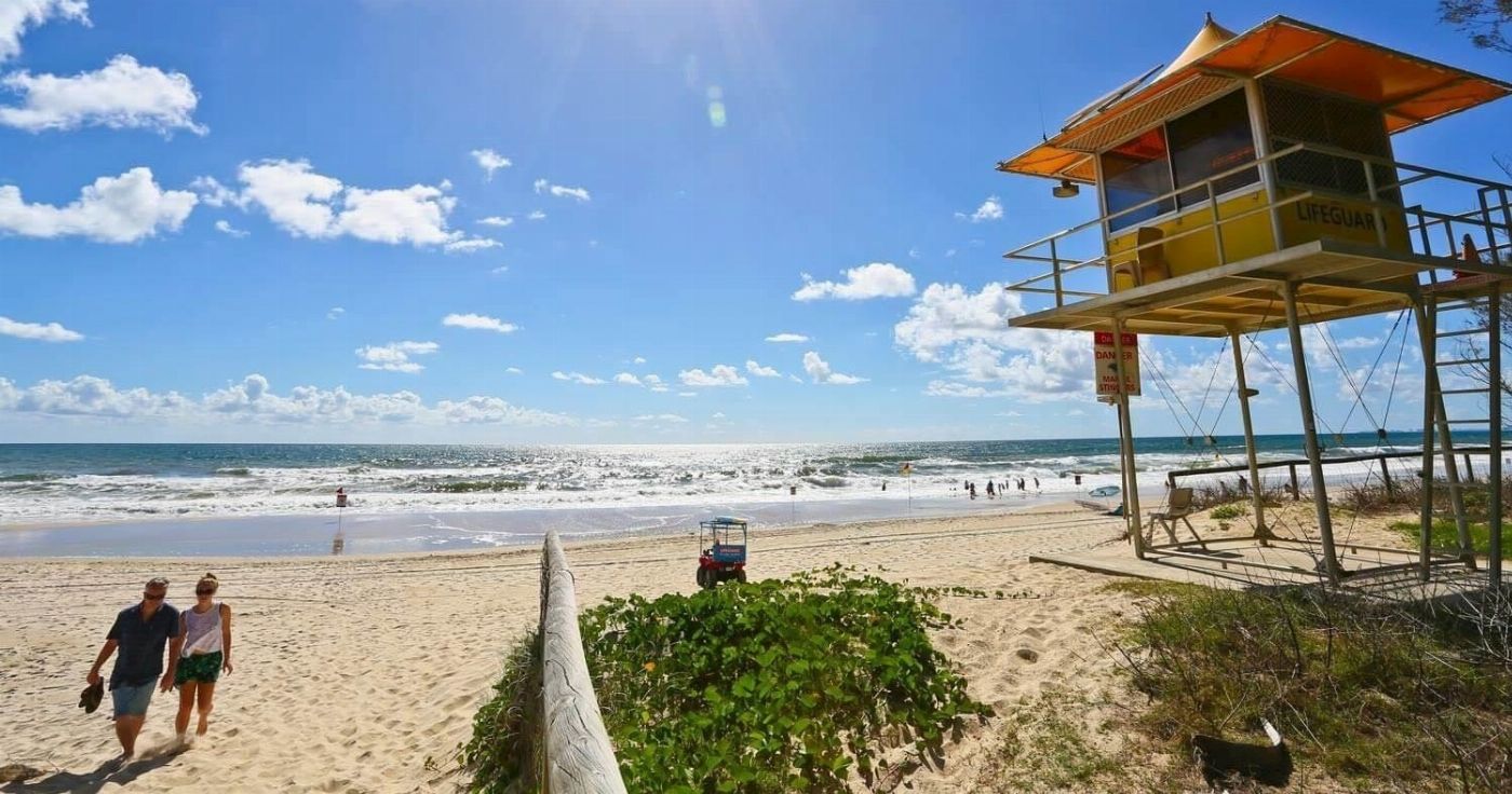 Go Ride A Wave Private Surf Lesson at Broadbeach - 2 Persons