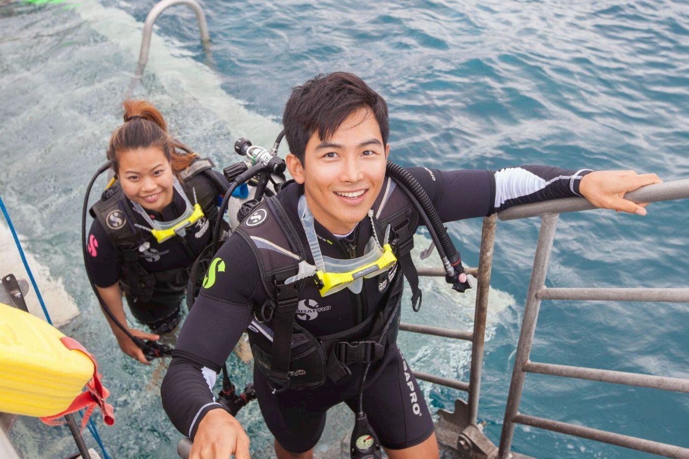 Sunlover Reef Cruises Moore Reef + Certified Dive COMBO