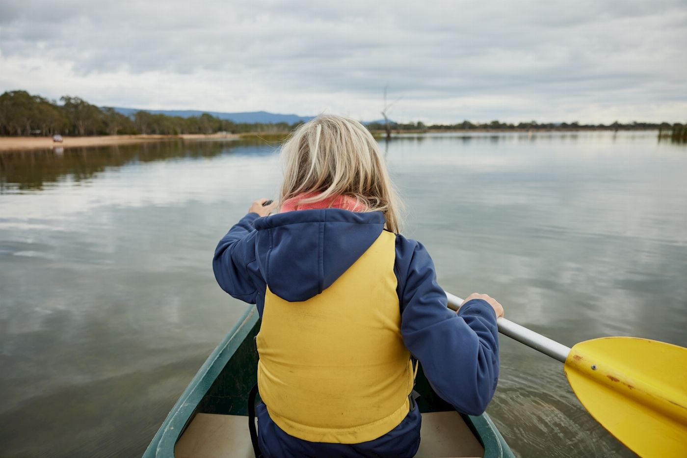 Absolute Outdoors Lake Fyans Canoe Experience - Beginner