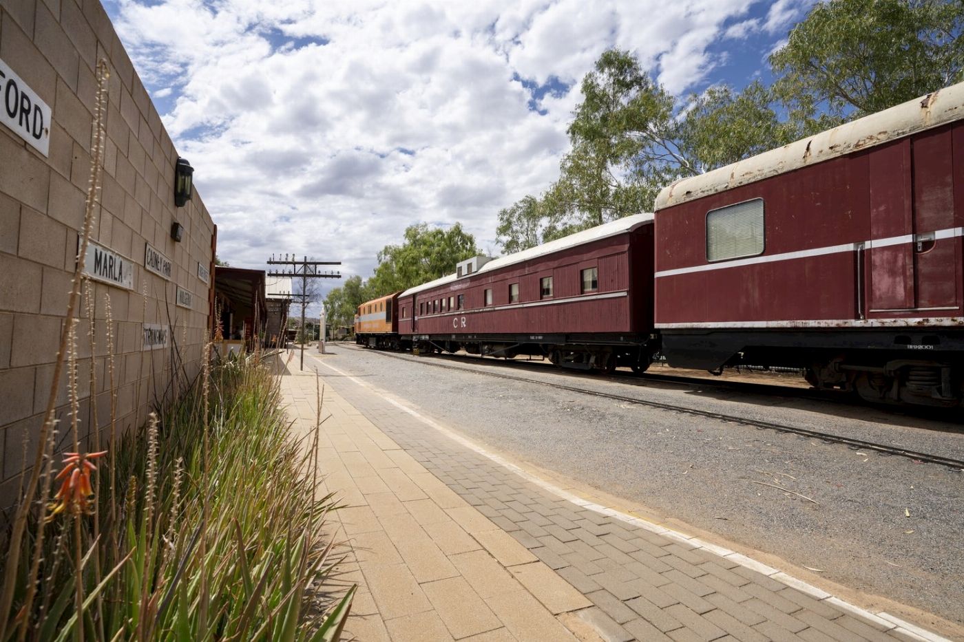 Emu Run Red Centre Journey Tour