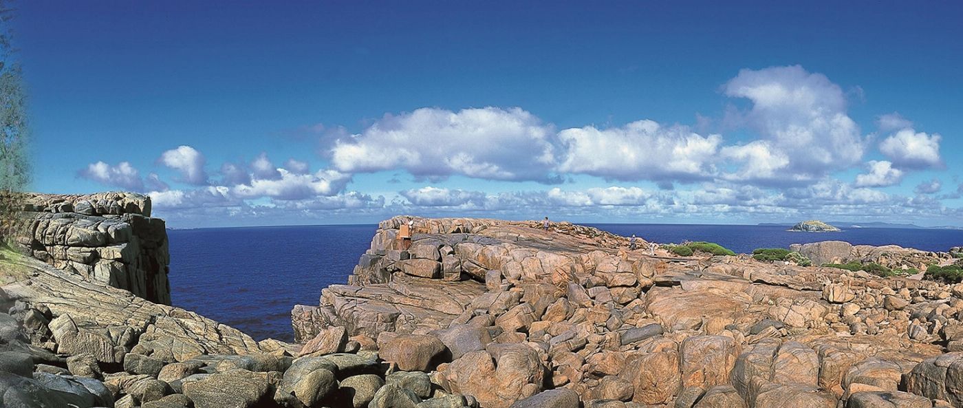 Australian Pinnacle Tours MARGARET RIVER - 4 Day Margaret River Tree Top Walk Albany ANZAC (Twin Room)