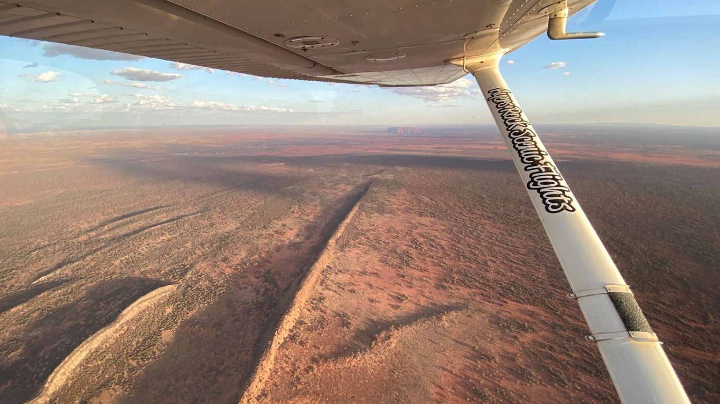 Fly Uluru Desert Explorer