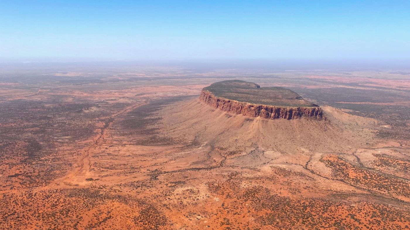 Fly Uluru Tour of de Giants