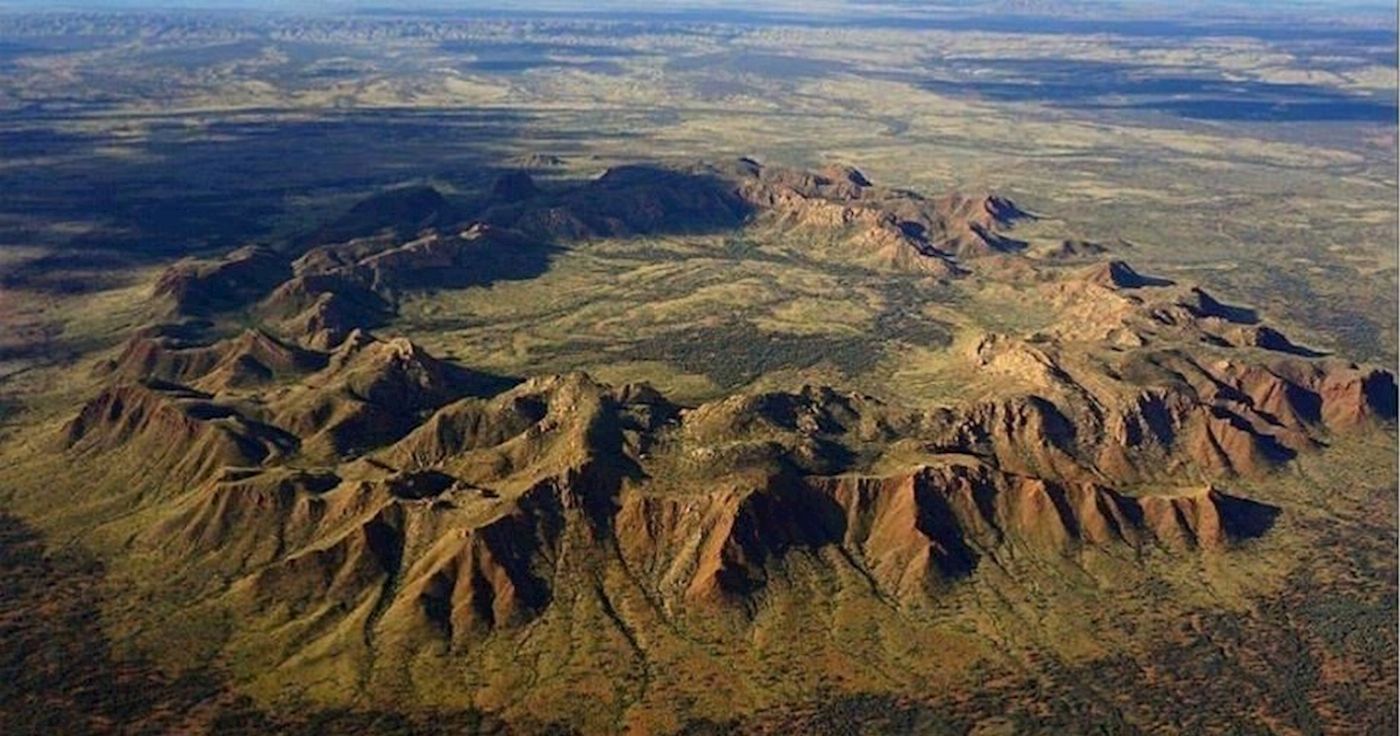 Fly Uluru Gosses Bluff