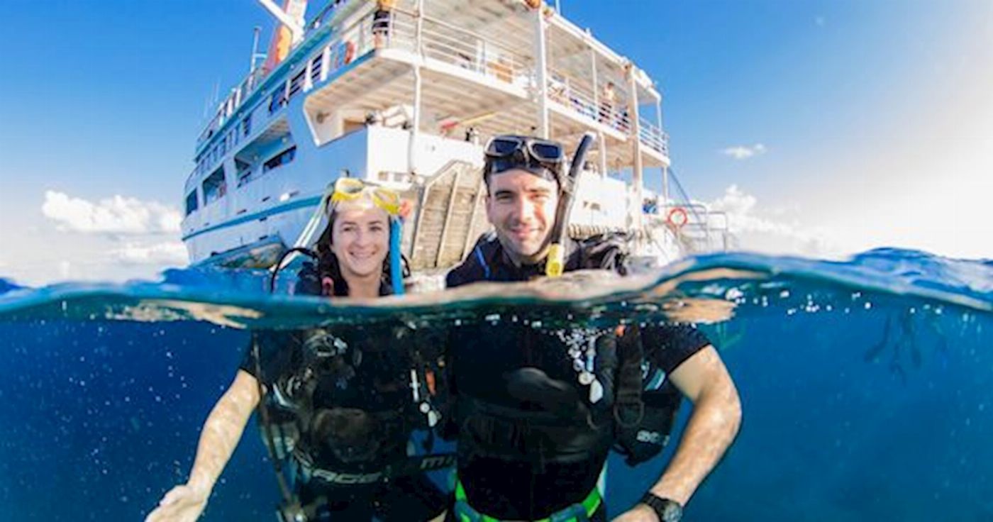 Reef Encounter Certified Dive Adventure 5D/4N (13 Day dives, 4 Night Dives)