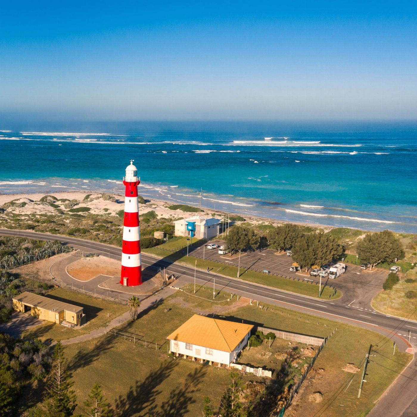 Via Travel Perth to Exmouth Ningaloo Reef Comfort Tour - Private Single Ensuite
