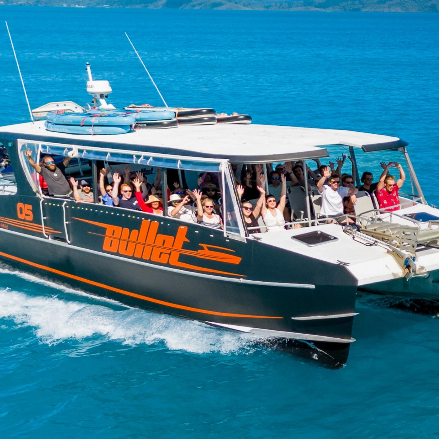 Whitsunday Sailing Adventures Whitsunday Bullet (Family 2A/2C)