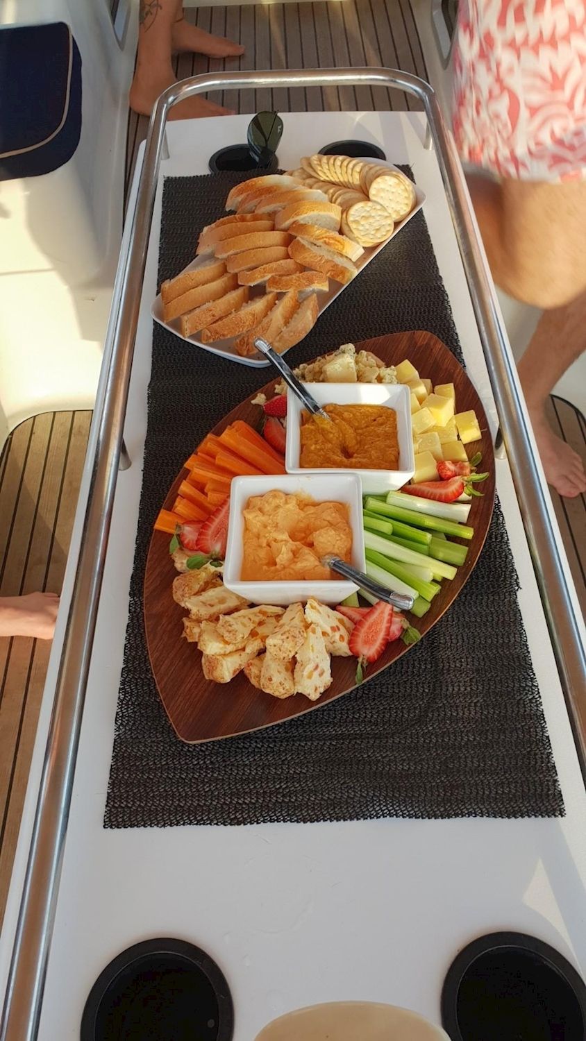 Providence V Sailing MiLady Whitehaven Day Sail Private Charter - Daydream Island Pickup