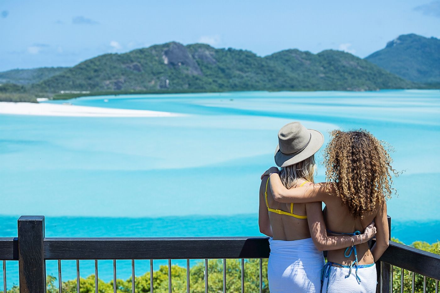 Cruise Whitsundays Whitehaven Beach Chill & Grill departing Port of Airlie (Family 2A/2C)