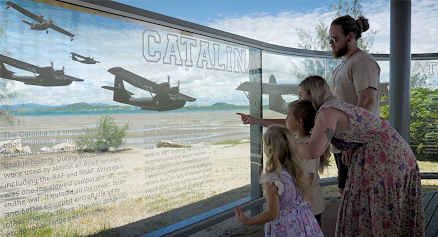 Airlie Adventure Tours Beautiful Bowen Beaches and Seafood Tour
