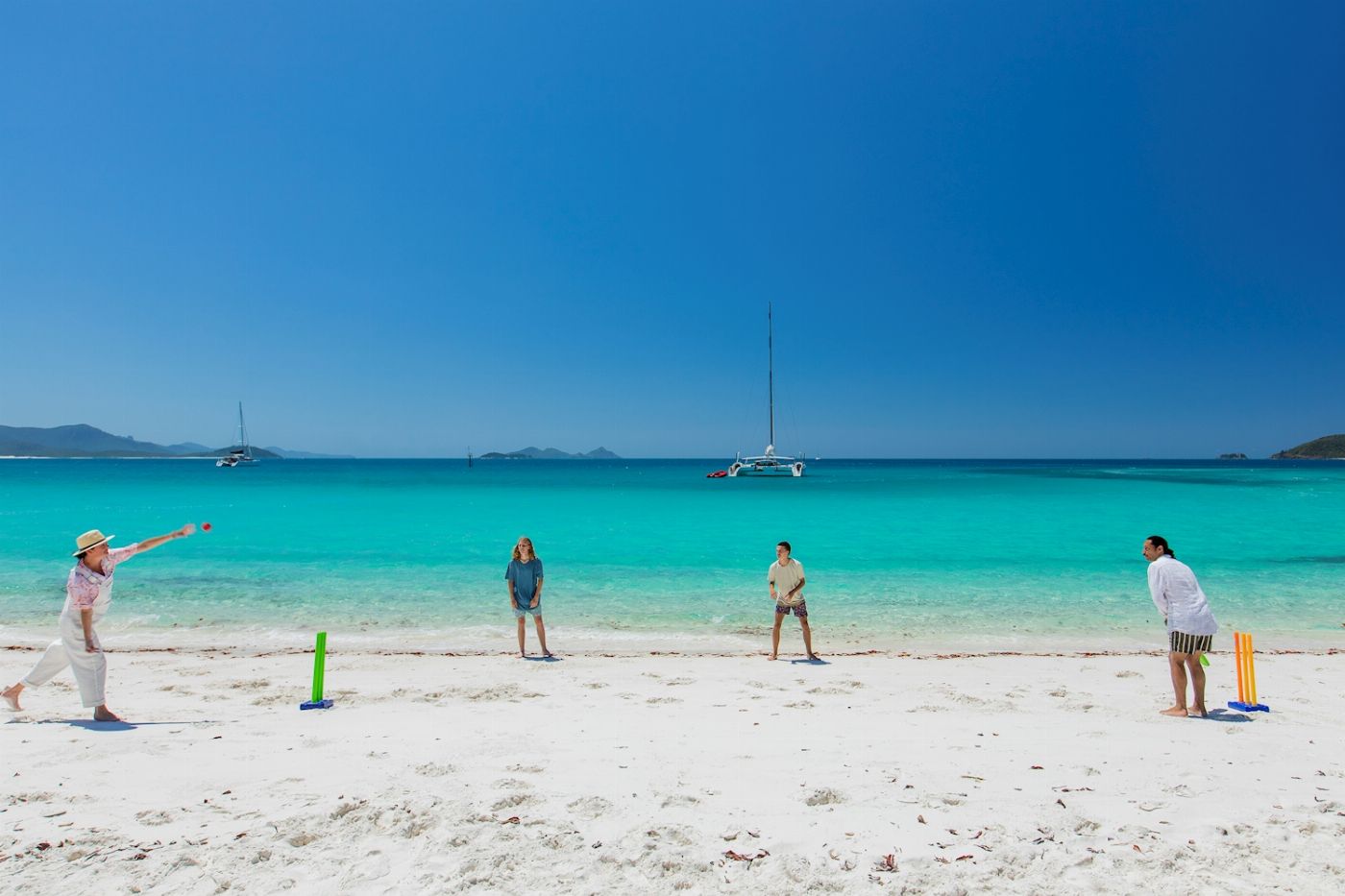 Explore Group Australia Sail & Snorkel - Whitehaven & Chalkies Beach