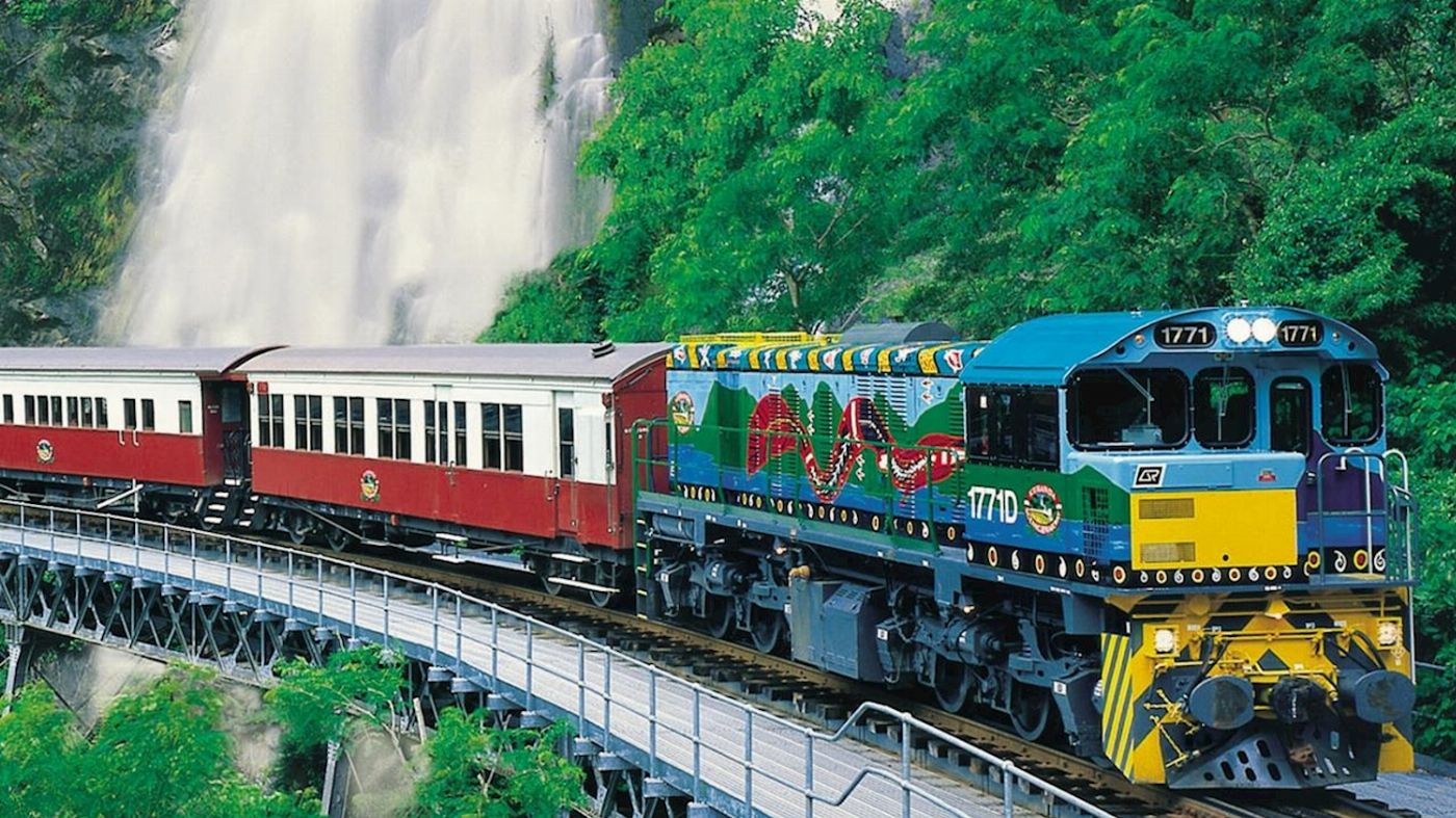 Sunlover Reef Cruises 2 DAY PACKAGE - Moore Reef + Classic Kuranda