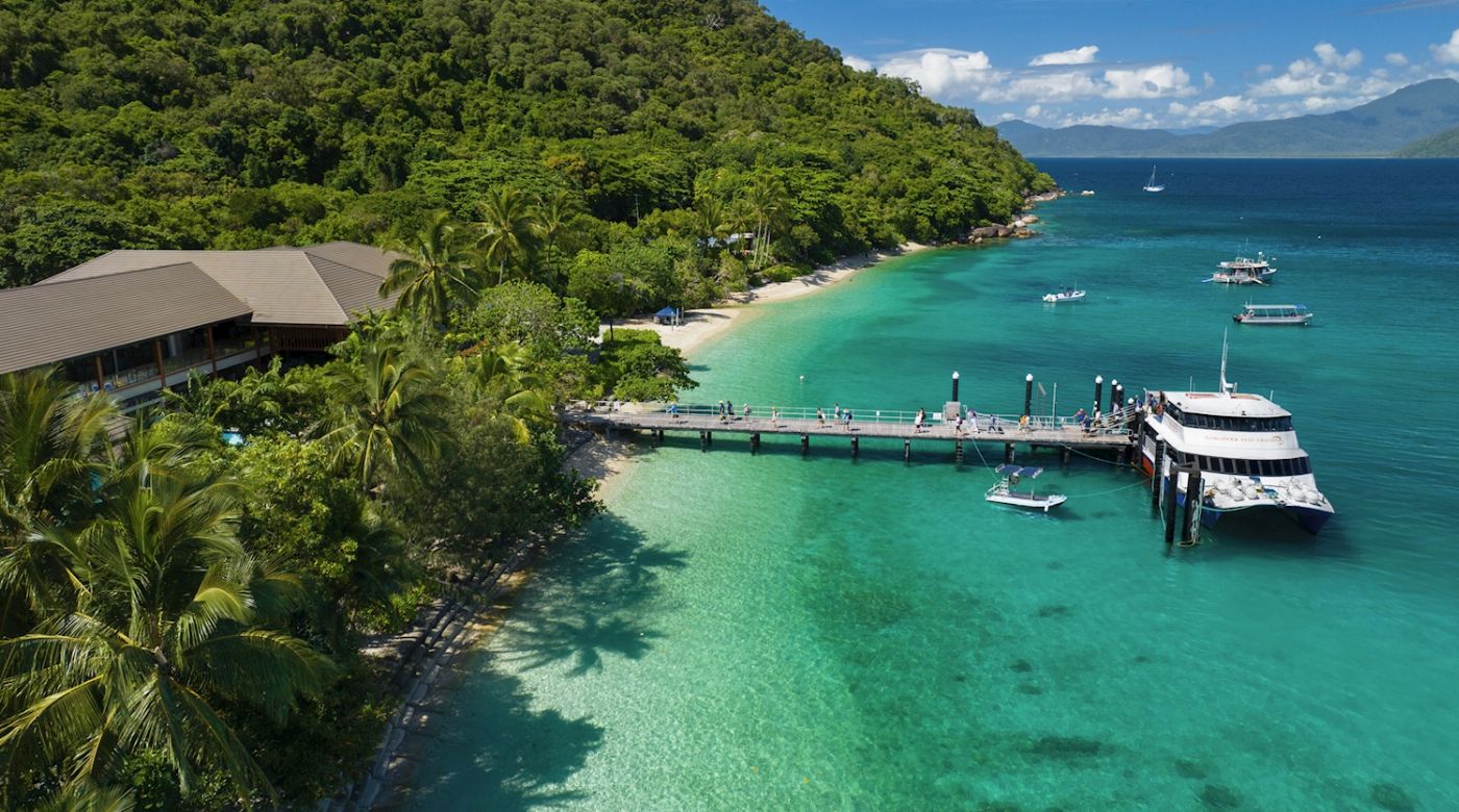 Sunlover Reef Cruises 2 DAY PACKAGE - Moore Reef + Fitzroy Island