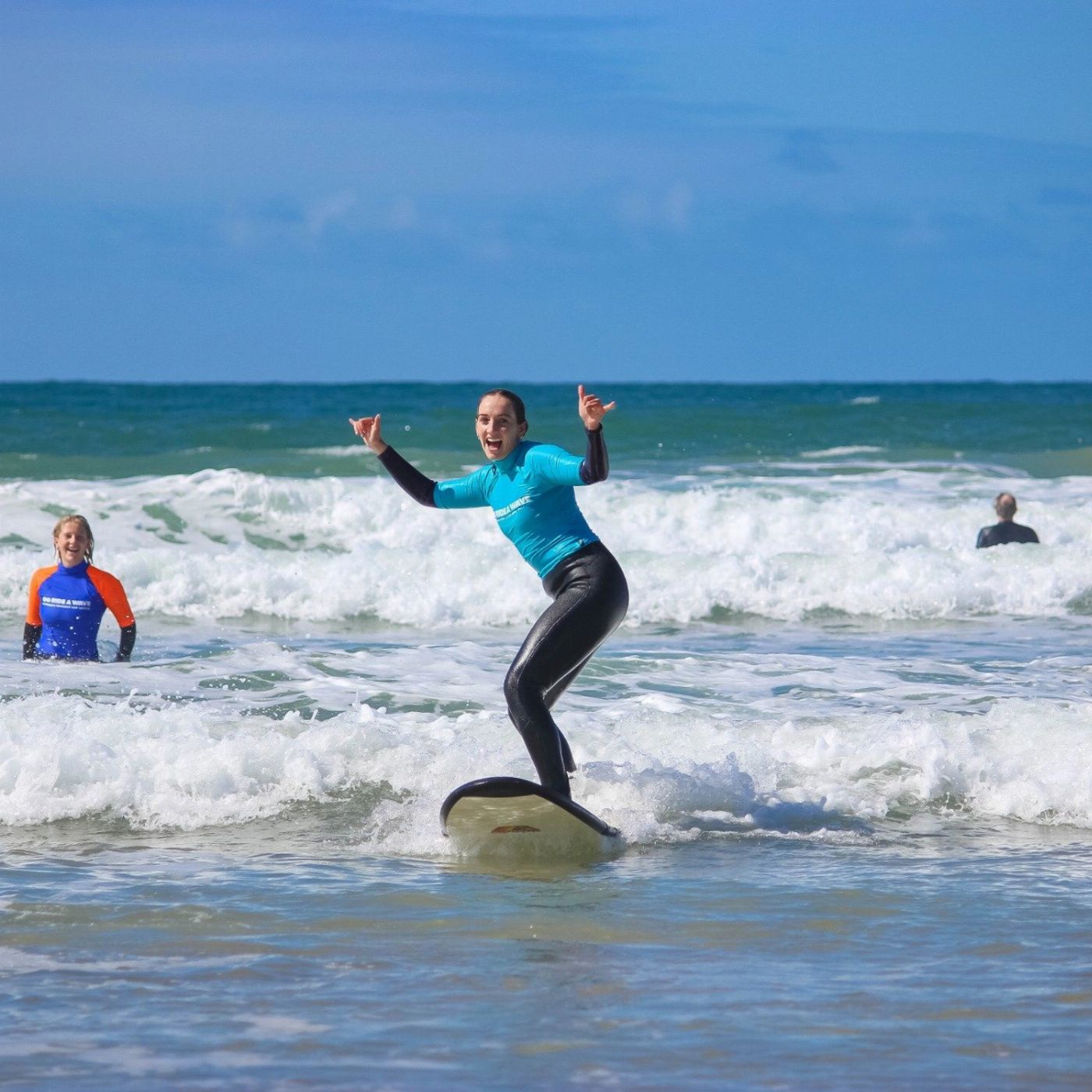 Go Ride A Wave Surf Progressive Course