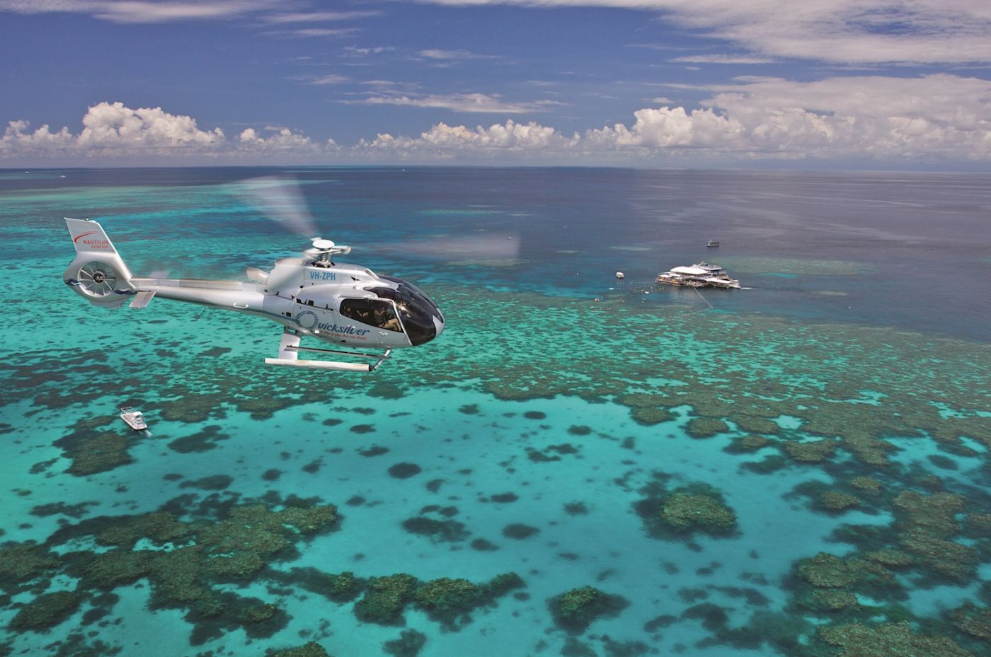 Quicksilver Cruises Quicksilver Agincourt Reef Pontoon Tour (+10 Minute Scenic Helicopter Flight)