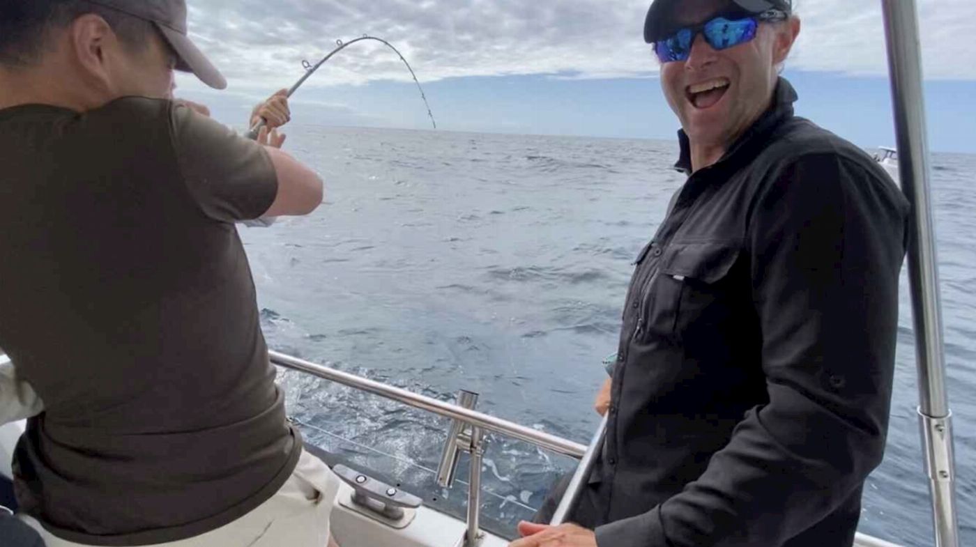 Sydney Charter Fishing 2.5 hour Depart Manly Wharf 3 MID WEEK & WEEKEND AFTERNOON Harbour Fishing adventure - INSHORE per person