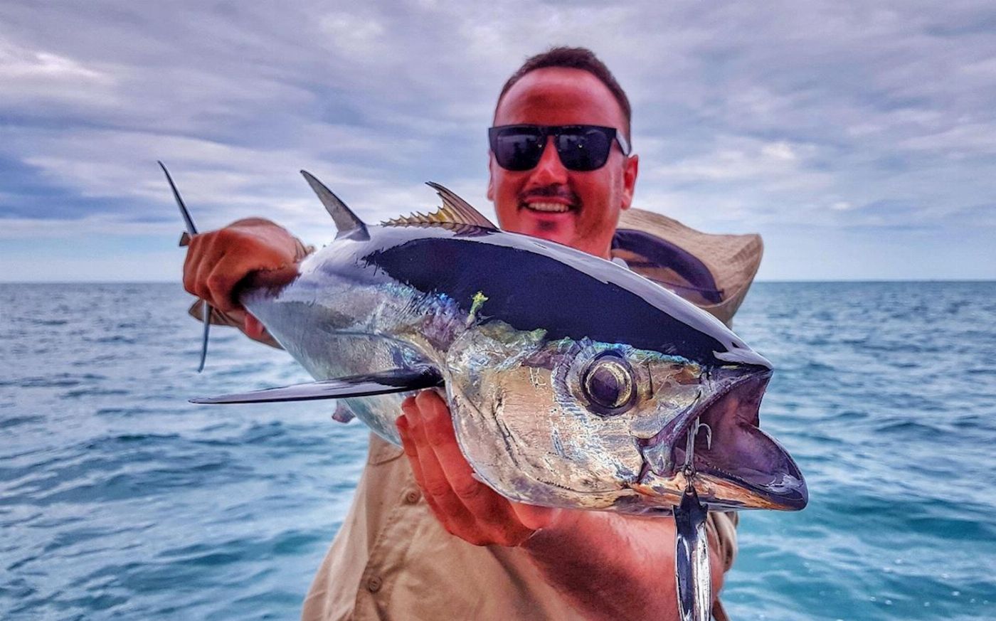 Offshore Boats Shared Full Day Reef & Sport Fishing