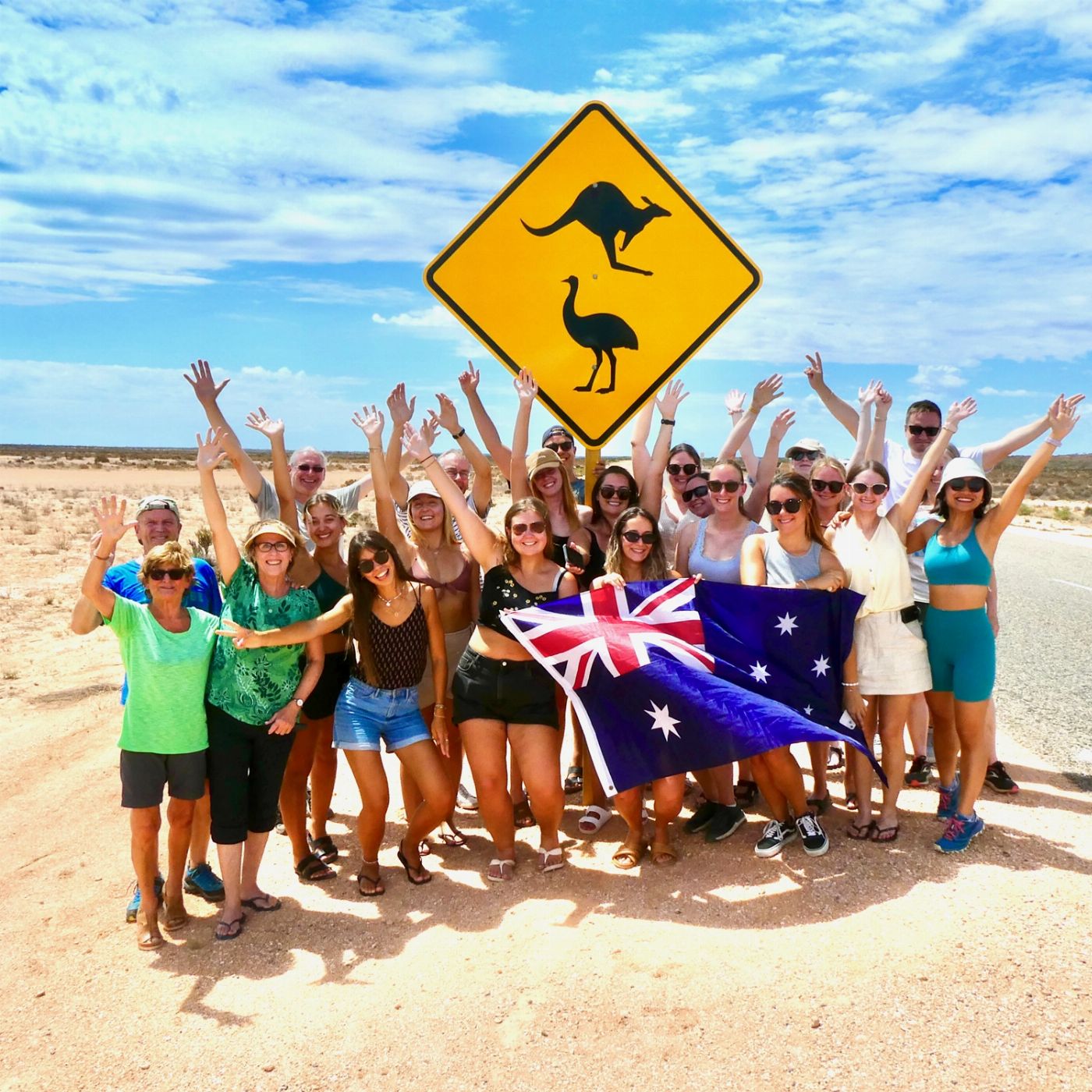 Wildlife Tours Australia Perth to Exmouth One Way Adventure - Basix Shared Accommodation
