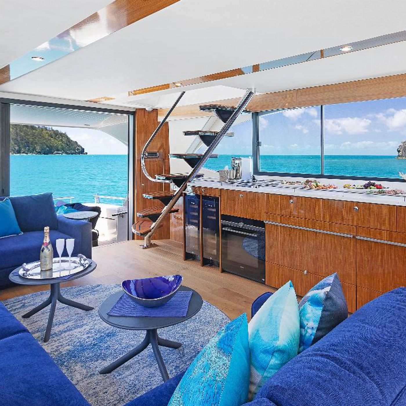 Ocean Dynamics Airlie Beach - Private Ocean Free Half Day Charter Inner Reef Snorkel