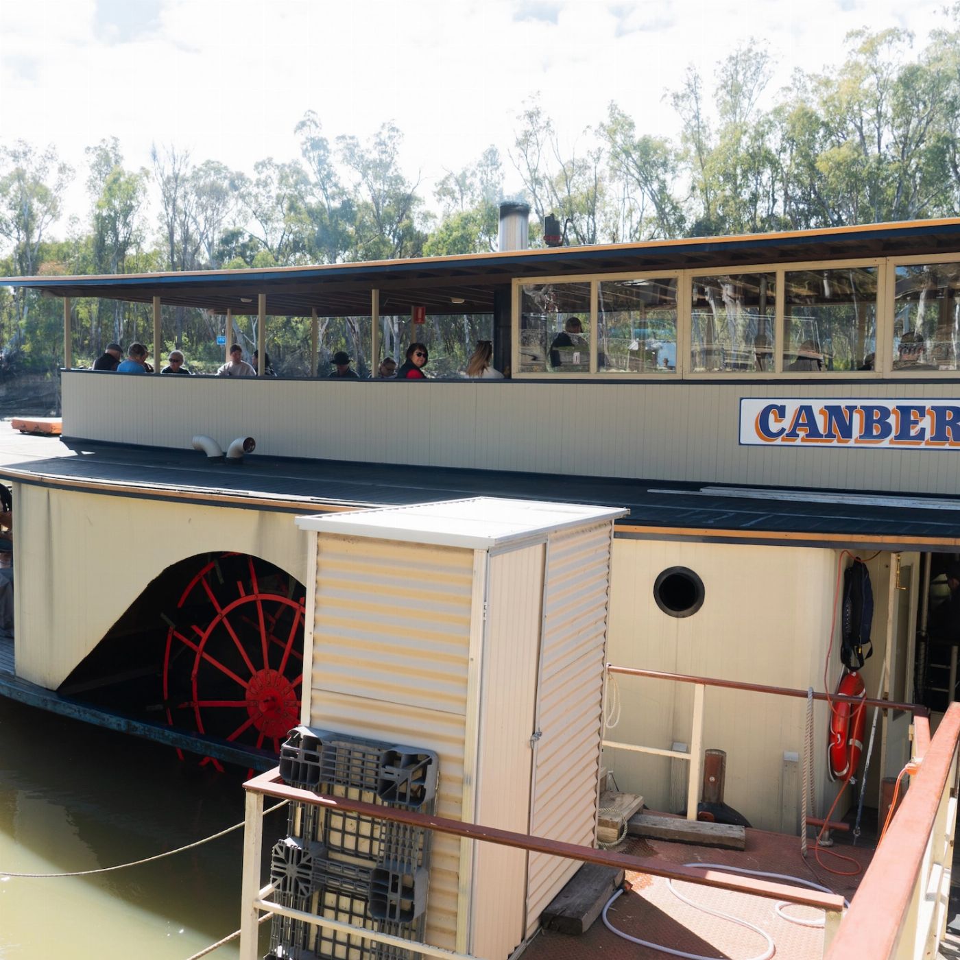 Explore Australia Murray River, Paddle Steamer & Wildlife Experience