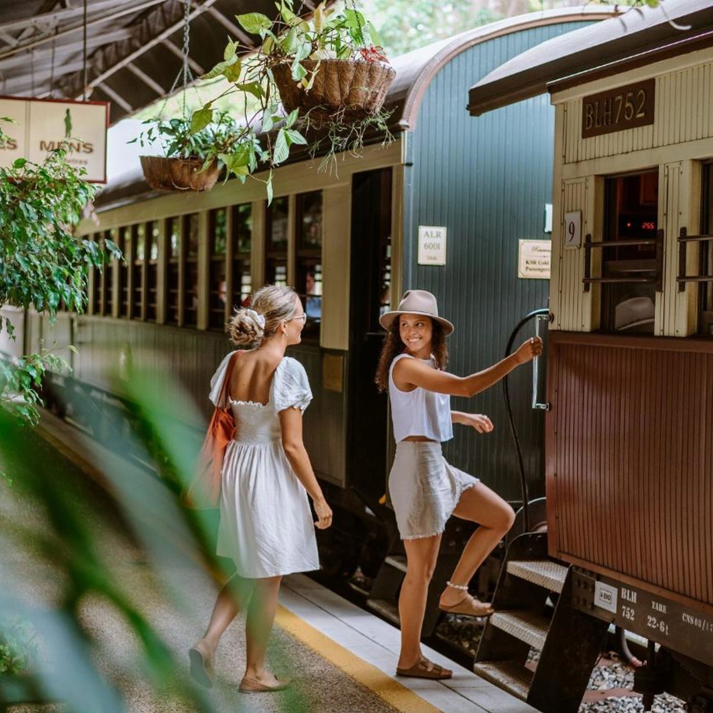 Down Under Tours Waterfall, Wetlands and Scenic Rail (ex Northern Beaches)