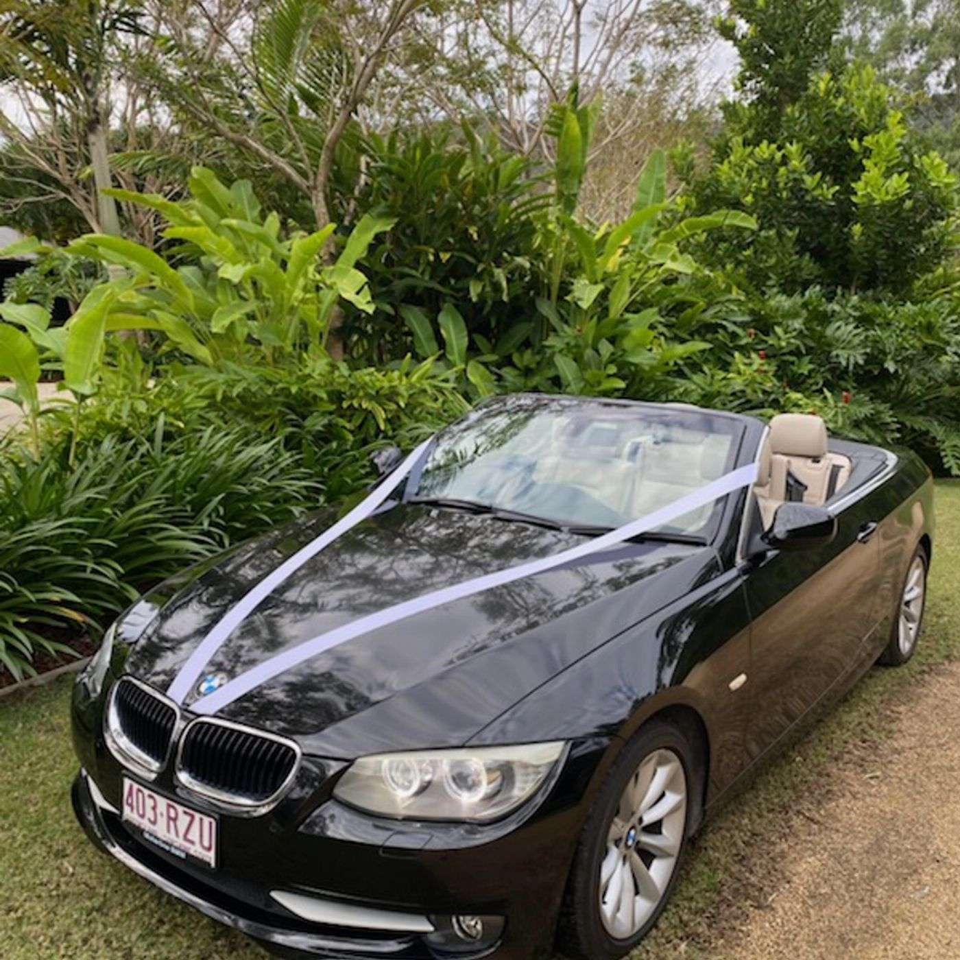 Airlie Beach Transfers Luxury Private Transfer Airlie Beach to Proserpine Airport (3 Seats BMW Convertible)
