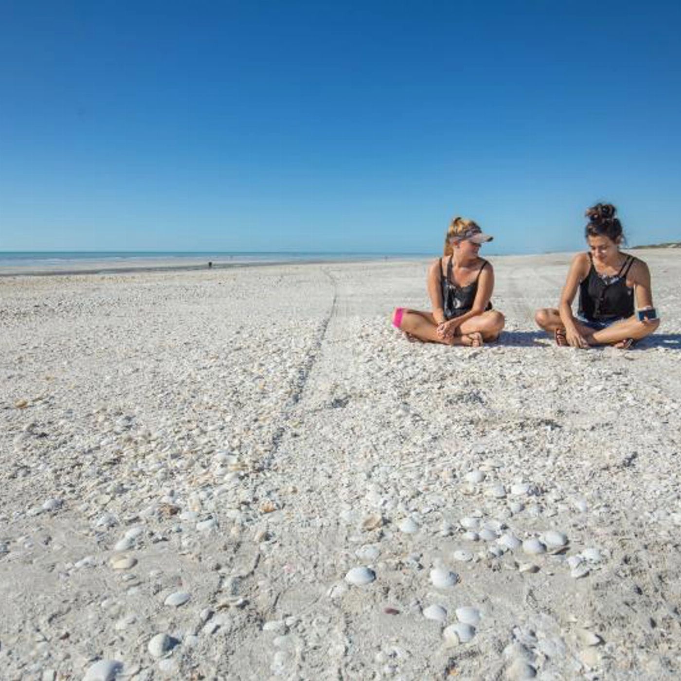 Adventure Tours (ATA) Darwin to Perth Tour with Ningaloo Reef, Exmouth, Karijini & The Kimberley (DB10 + BP10) - Including Broome accommodation